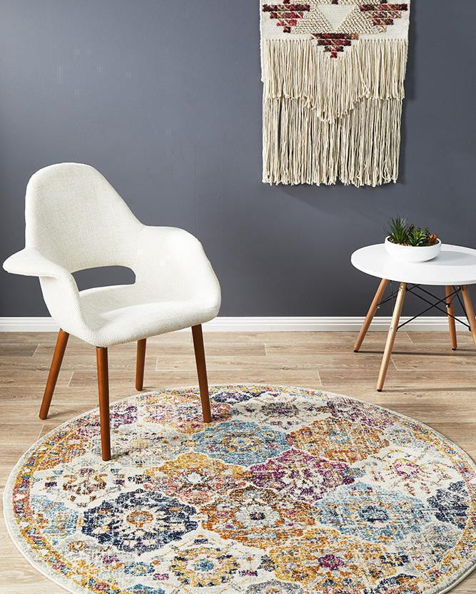 Museum Ainsley Round Rust Rug