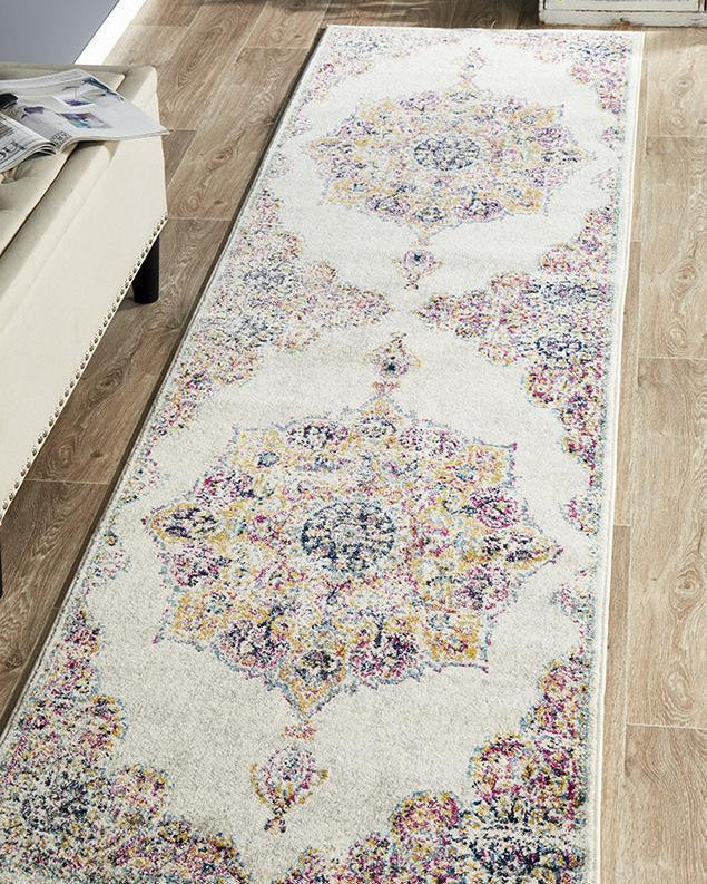 Museum Kendall Bone Runner