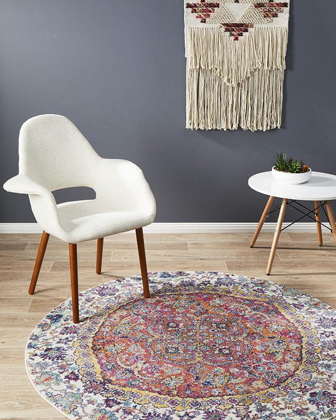 Museum Shelly Rust Round Rug