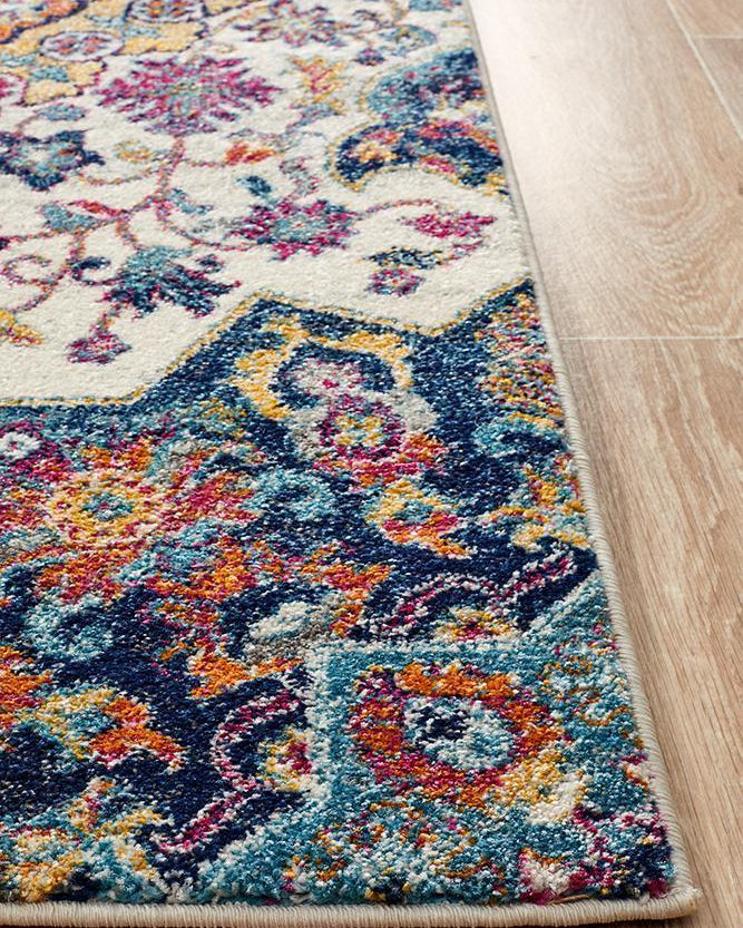 Museum Shelly Rust Rug