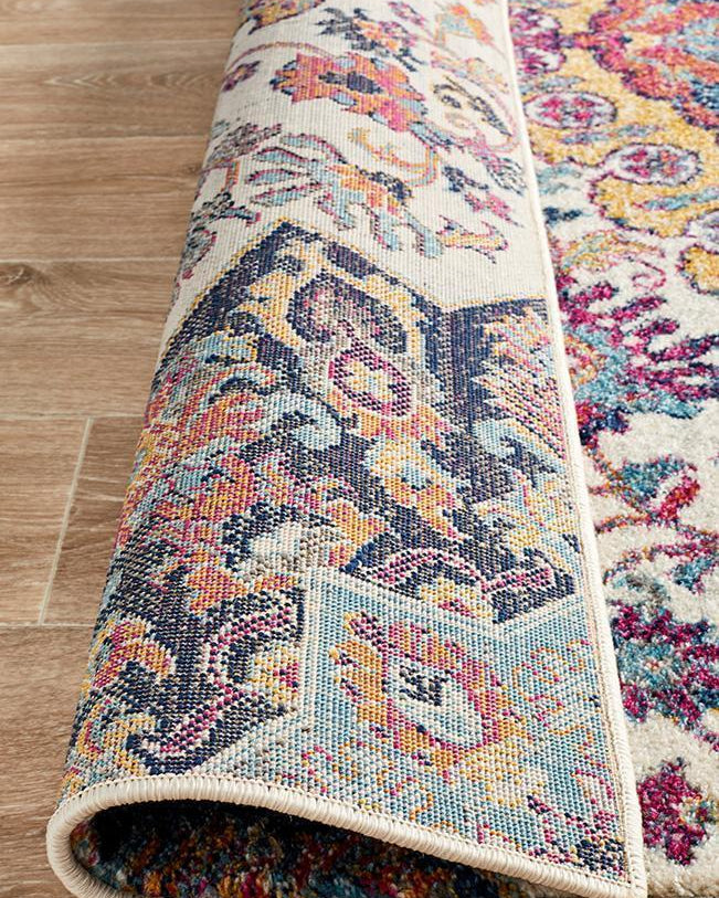 Museum Shelly Rust Rug