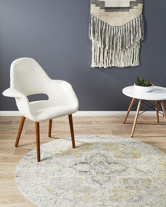 Museum Wesley Silver Round Rug