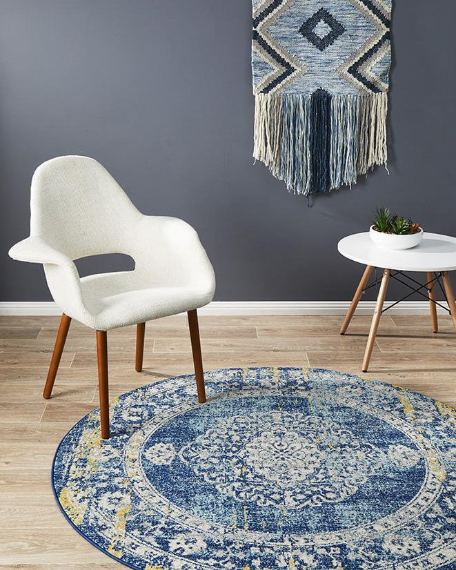 Museum Wilson Navy Round Rug