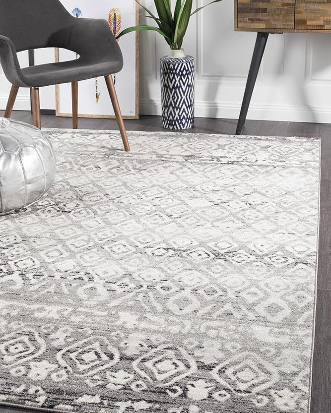 Oasis Zakira Dark Grey Tribal Rug