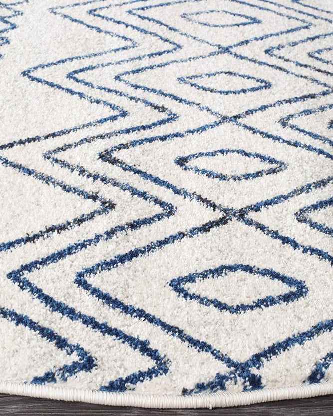 Oasis Nadia White Blue Rustic Tribal Round Rug
