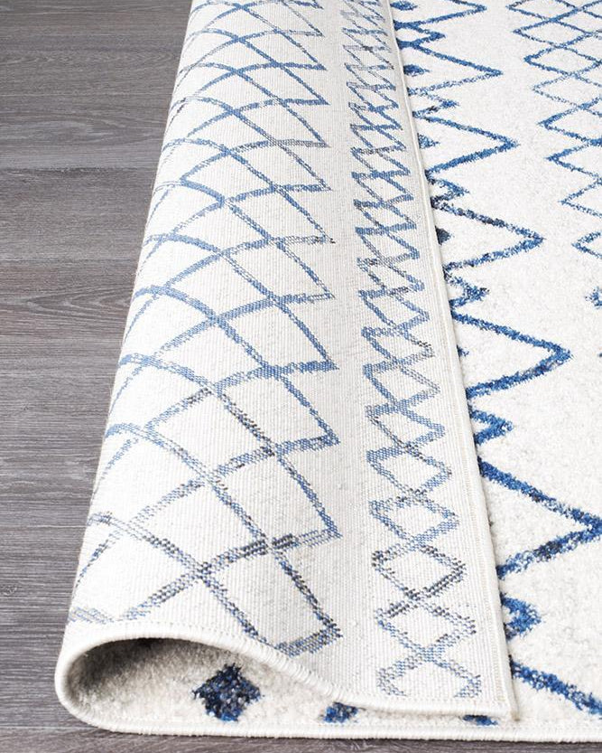 Oasis Nadia White Blue Rustic Tribal Rug