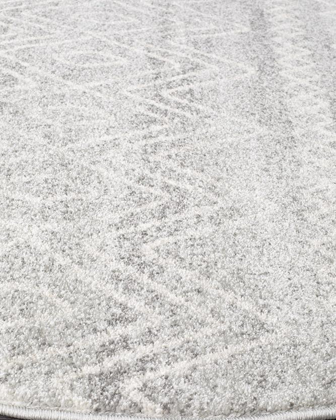 Oasis Selma Silver Tribal Round Rug