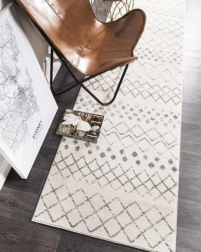 Oasis Selma White Grey Tribal Runner Rug