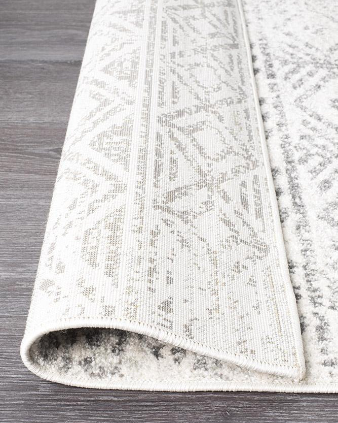 Oasis Ismail White Grey Rustic Rug